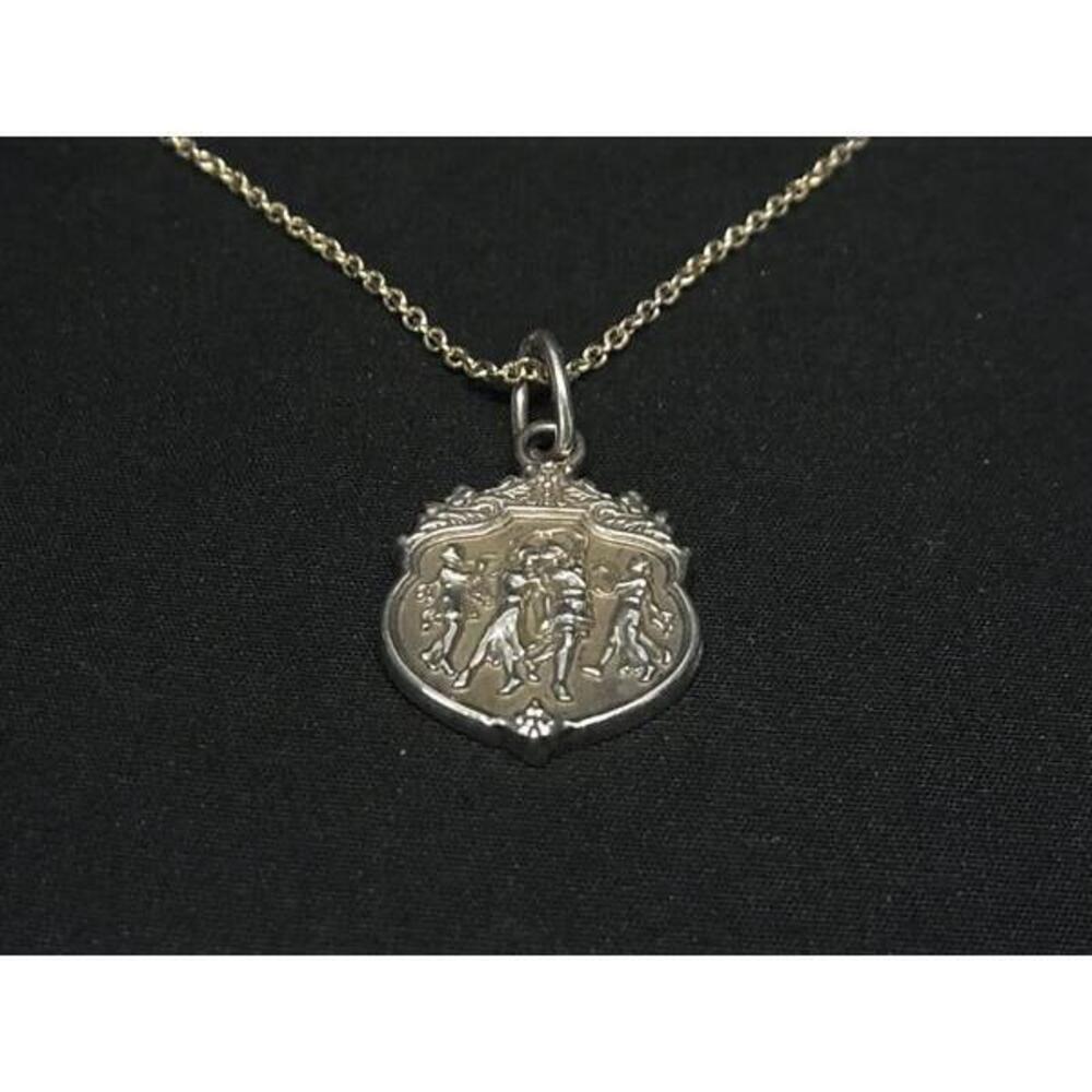 TIFFANY Co Olympian Necklace Silver
